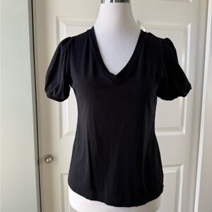 Riley & Rae Black V-Neck Puff Sleeve Top Xsmall Black